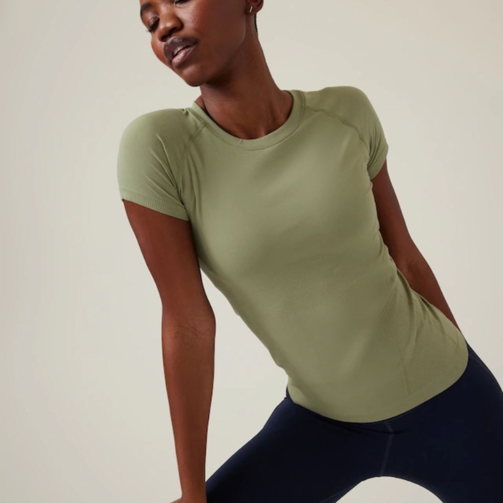 ATHLETA Momentum Tee